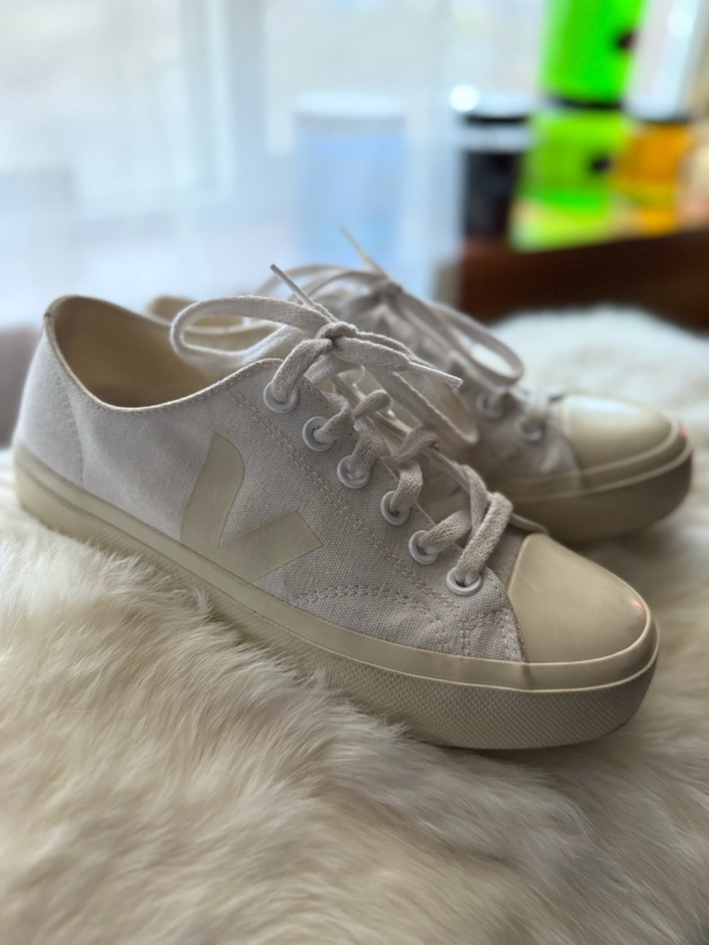 Vejas Canvas sneakers Size 7